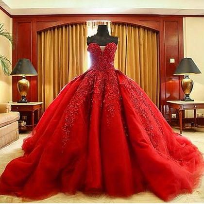 Red Lace Appliques Sweetheart Floor Length Tulle..