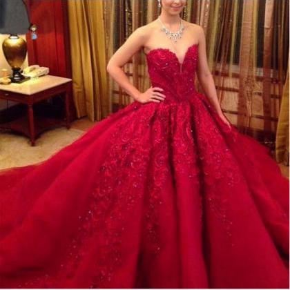 Red Lace Appliques Sweetheart Floor Length Tulle..