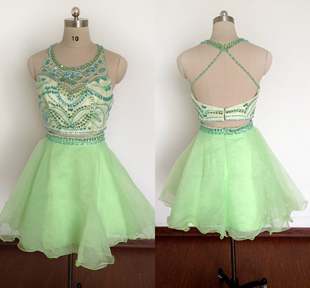 Two Pieces Light Green Short Homecoming Dresses A-line Halter Backless Beaded Crystals Prom Dresses Cocktail Gowns
