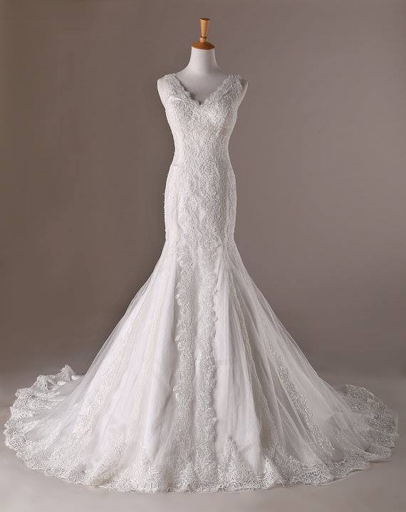 White Lace Floor Length Tulle Mermaid Wedding Dress Featuring Plunge V Bodice