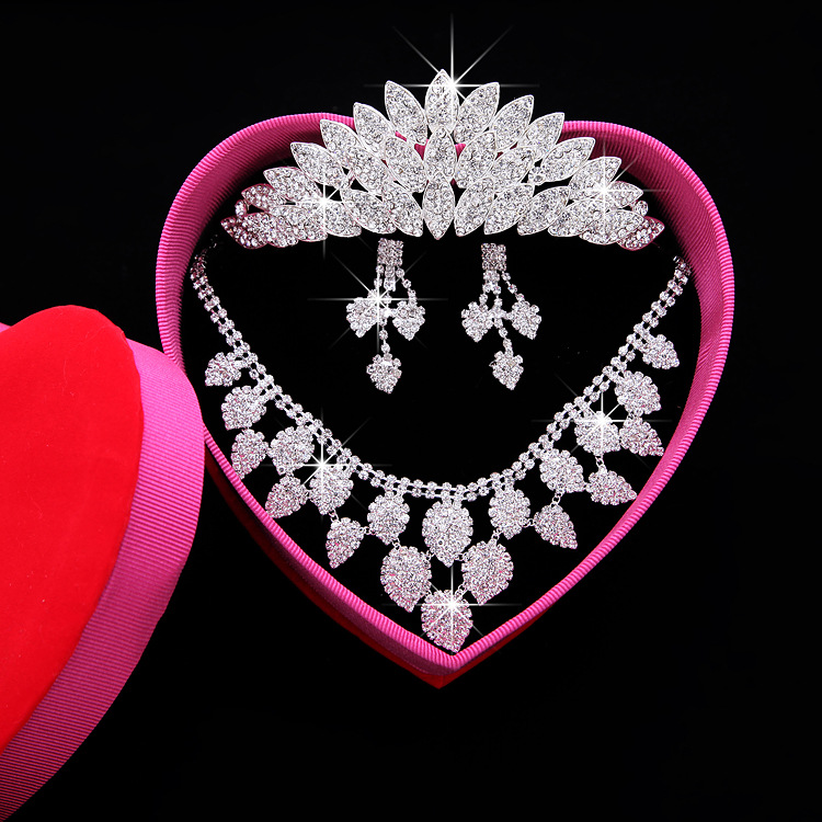 Wedding Jewelry ,wedding Three-piece, Earrings, Necklaces, Crown ,diamond Jewelry,flash Jewelryedd,the Bride Wedding Dress Crystal Crown Green