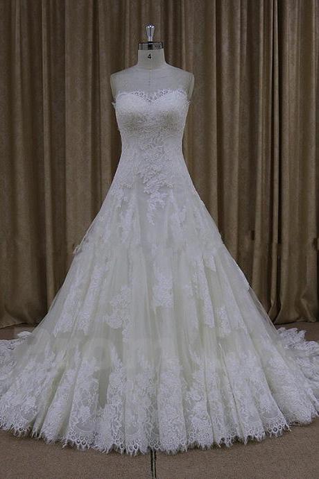 Strapless Sweetheart Lace Appliques A-line Wedding Dress Featuring Lace-up Back And Train