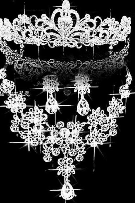 wedding jewelry ,Wedding three-piece, earrings, necklaces, crown ,Diamond jewelry,Flash jewelryedd,The bride wedding dress crystal crown green flowers married diamond necklace three-piece suit