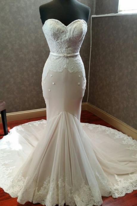 Strapless Sweetheart Lace Mermaid Wedding Dress