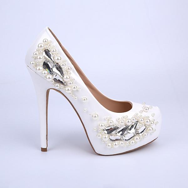  White Pearl Wedding Shoes..